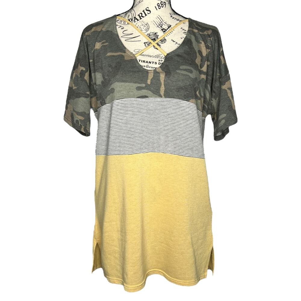 First Love (M) Camouflage Striped Colorblock Cross Front Short Sleeve Tee